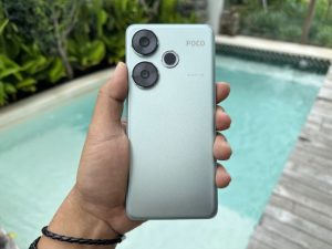 Cara Mengatasi HP yang Terendam Air Tanpa Panik: Panduan Lengkap untuk Kamu!