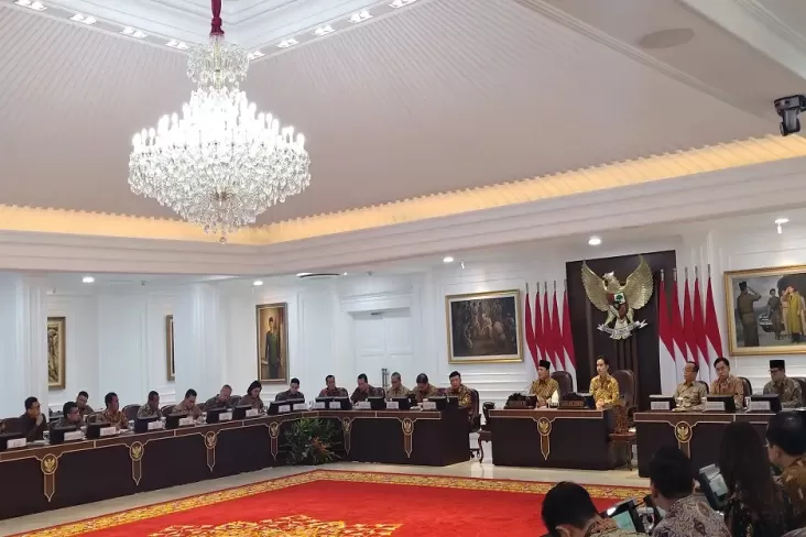 Panggilan Prabowo untuk Menurunkan Perjalanan Dinas ke Luar Negeri demi Efisiensi Anggaran