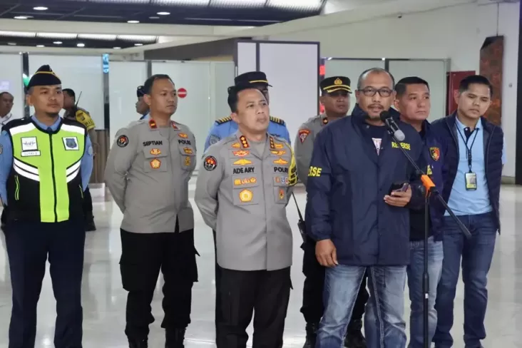 “Kejar-kejaran Sengit: Perantara Bandar Judi Online dan Pegawai Komdigi Ditangkap!”