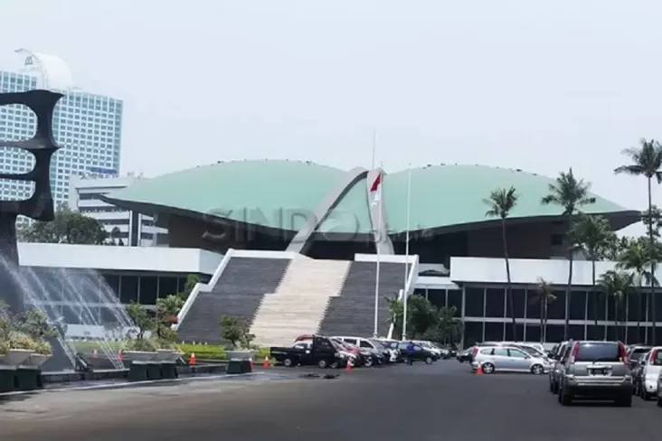 DPR Akan Mengumumkan Waktu Penyuaran Lagu Indonesia Raya Pada Pukul 10.00 WIB Mulai dari Hari Ini