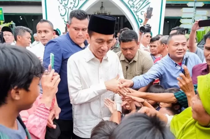 Terlepas dari PDIP, Jokowi Siap Bergabung dengan Golkar atau Gerindra untuk Masa Depan Politiknya