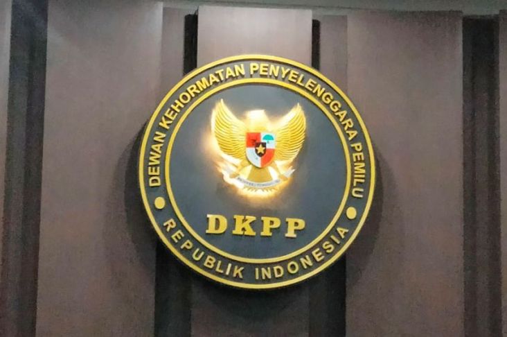 Disanksi DKPP oleh sebab itu Loloskan Calon Tak Penuhi Syarat, KPU Papua Perlu Minta Maaf
