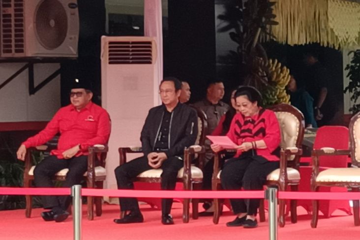 Hadiri HUT ke-52 PDIP, Megawati Tiba pada Sekolah Partai