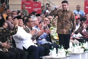 Istana Sangkal Mayor Teddy Hormat ke Aguan, tapi ke Mantan Komandannya