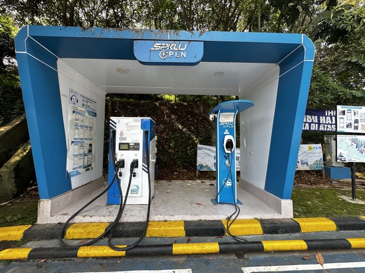 Persiapan Lebaran 2025: Jasa Marga Sediakan SPKLU kemudian Panel Surya di Rest Area