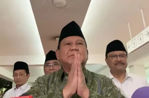 Prabowo Respons Isu Reshuffle usai 100 Hari Kerja: Yang Tidak Mau Bekerja untuk Rakyat, Saya Akan Singkirkan