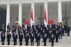 Syahganda Dorong Prabowo Reshuffle Separuh Kabinet Pasca 100 Kerja