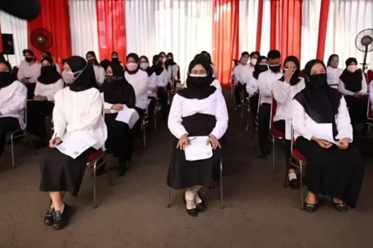 DPR Minta Pengangkatan CPNS lalu PPPK secara Bertahap Biar Tak Gaduh