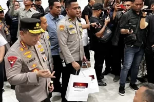 Ajudan Kapolri Diduga Jam juga Ancam Tempeleng Wartawan di dalam Semarang