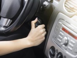 5 Kebiasaan Kecil yang Jaga Mesin Mobil Tetap Awet Selama 15 Tahun