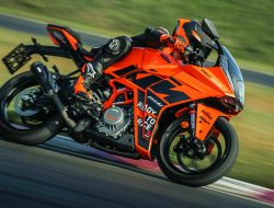 KTM 1390 Super Adventure S EVO 2027: Motor Petualangan Teknologi Tinggi dengan AMT dan Radar ACC
