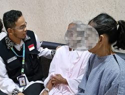 Benarkah Mengupil Picu Alzheimer dan Demensia?