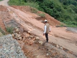 Sumber Kekayaan Mat Yasin: Perbaiki Jalan Desa 10 KM dengan Rp2 M dari Uang Pribadi