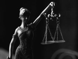 Masalah Hukum dan Kemajuan Teknologi
