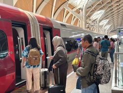 Diskon Tiket Kereta Cepat Whoosh Jakarta-Bandung Rp225.000, Berlaku Sampai 31 Januari 2026