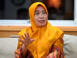 Gaji Guru Honorer Jadi Perhatian, Prof Nunuk Beber Data!