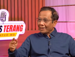 Mahfud MD Buka-Bukaan Masalah Hukum Nasional 2025, Ungkap Kasus Besar di Jalan