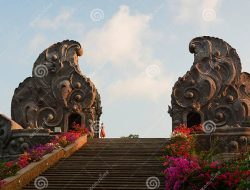 Longsor Tutupi Jalan Sang Hyang Ambu Karangasem Bali