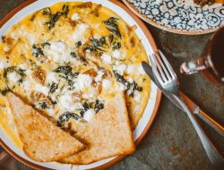 Jangan Konsumsi Makanan Ini Saat Mudik Naik Motor!