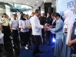 Menteri KKP Trenggono Kunjungi Kampung Nelayan Merah Putih di Sulamo