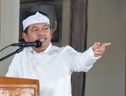 Dedi Mulyadi Kritik Pejabat Pajak Saat Sidak Samsat, Gubernur: Jangan Terulang Lagi!