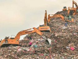 Kelola Sampah, DLH DKI Tutup TPS Liar Permanen