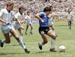 Momen Piala Dunia: 2 Gol Ajaib Maradona yang Mengguncang Inggris